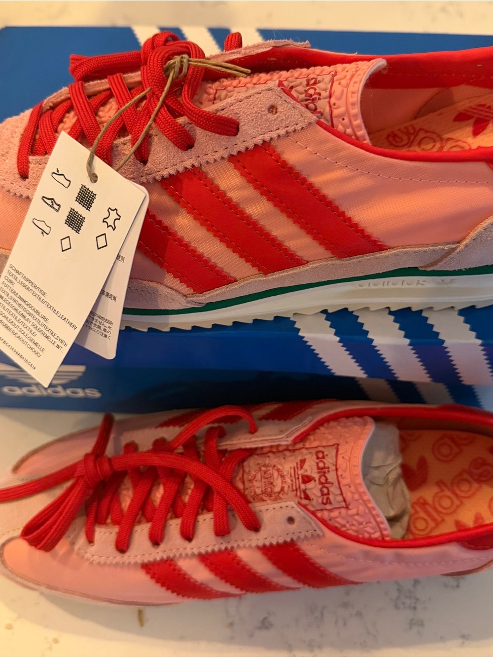 adidas Women’s Originals Pink /Red Retro Sneaker Samba Adidas Runs Large Size 8 - Picture 7 of 9